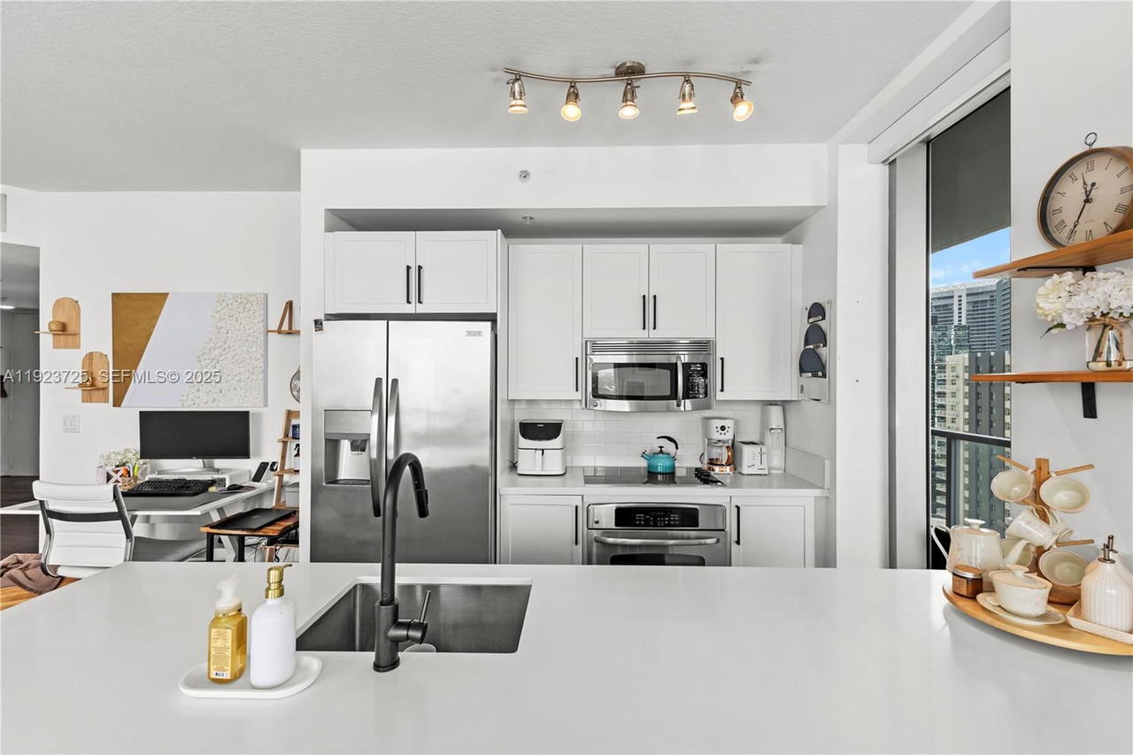 Real estate property located at 1111 1st Ave #2614-N, Miami-dade, The Axis On Brickell Ii C, Miami, FL