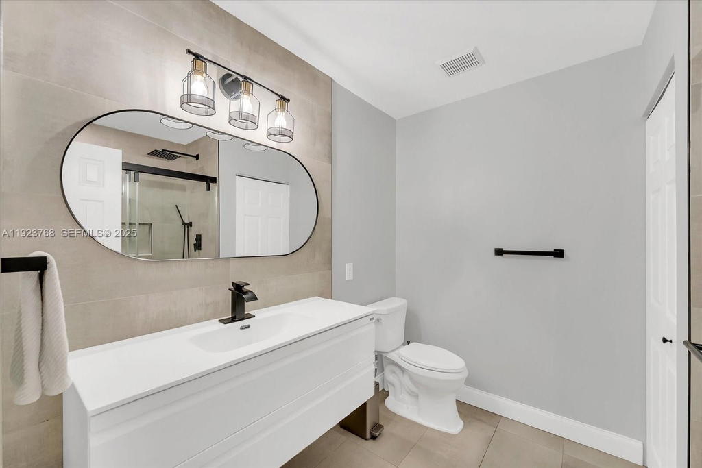 Real estate property located at 3013 Willow Ln #260, Broward, Family Townhouses Of The, Hollywood, FL