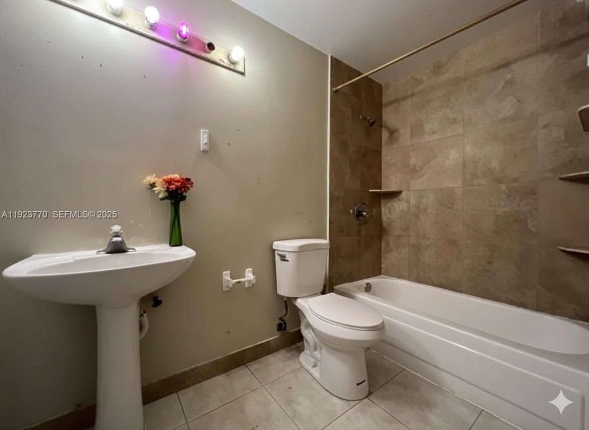 Real estate property located at 4201 Mcnab Rd #15, Broward, Palm Aire Gardens Condo, Pompano Beach, FL