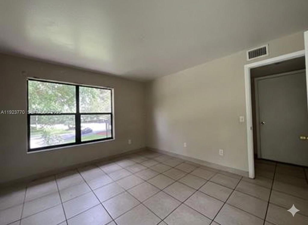 Real estate property located at 4201 Mcnab Rd #15, Broward, Palm Aire Gardens Condo, Pompano Beach, FL