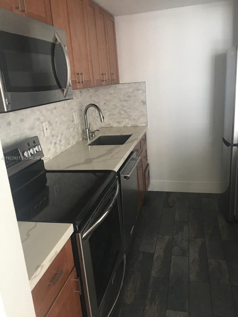 Real estate property located at 1035 West Ave PH01, Miami-dade, Mirador 1035 Condo, Miami Beach, FL