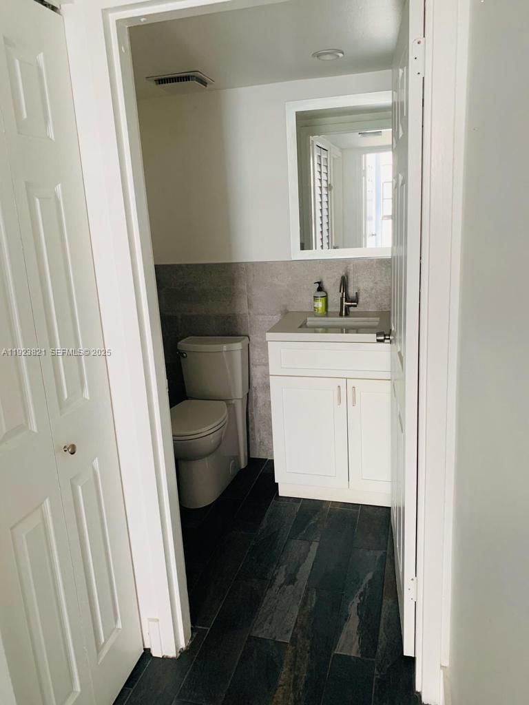 Real estate property located at 1035 West Ave PH01, Miami-dade, Mirador 1035 Condo, Miami Beach, FL