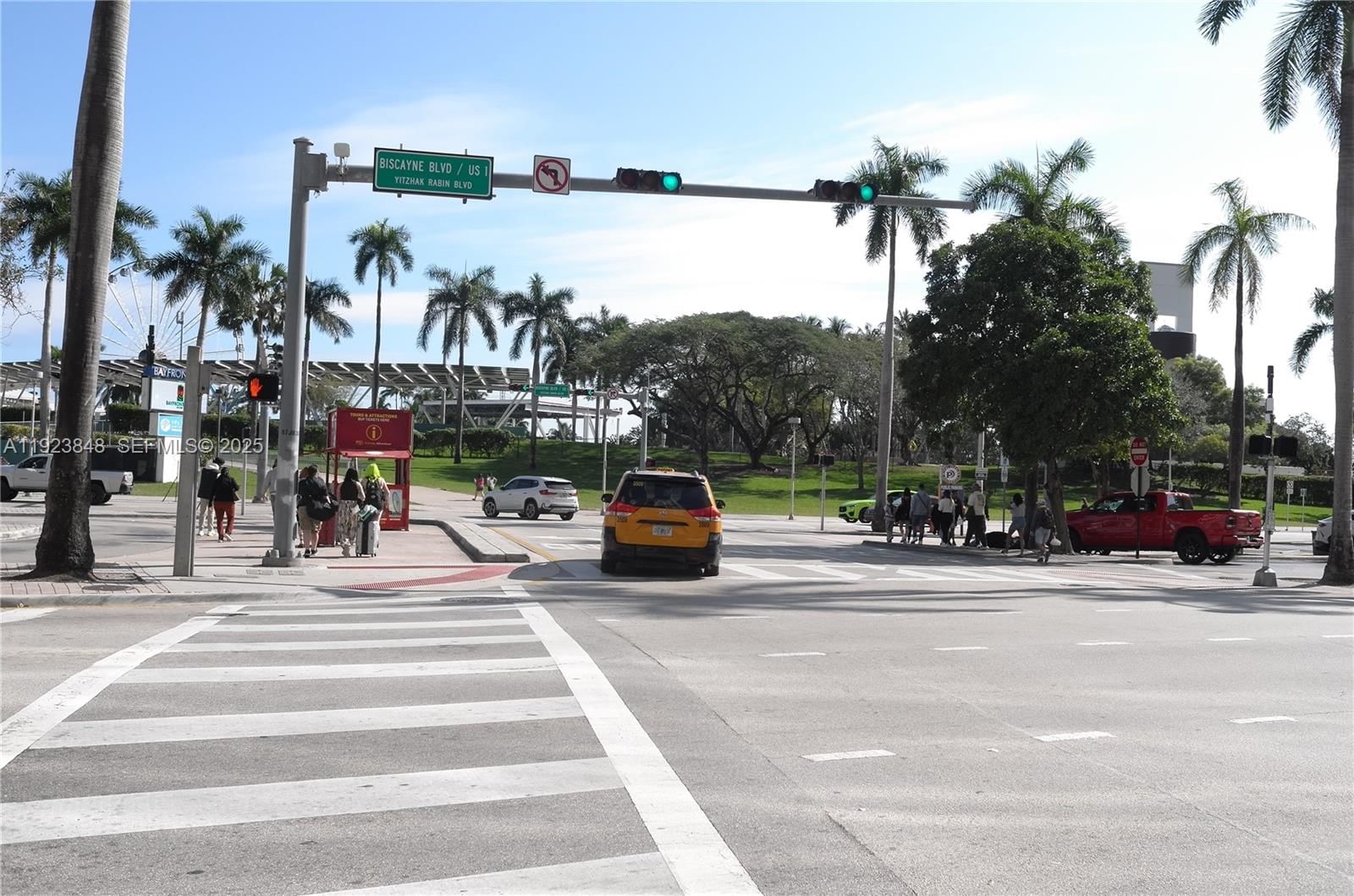 Real estate property located at 253 2nd St #908, Miami-dade, Vizcayne South Condo, Miami, FL