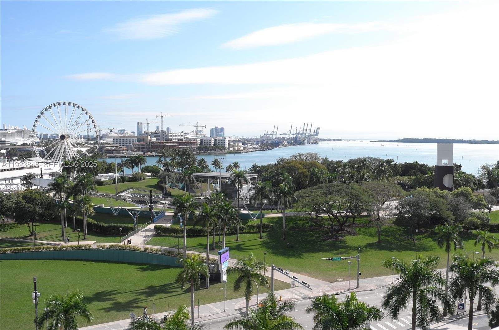 Real estate property located at 253 2nd St #908, Miami-dade, Vizcayne South Condo, Miami, FL