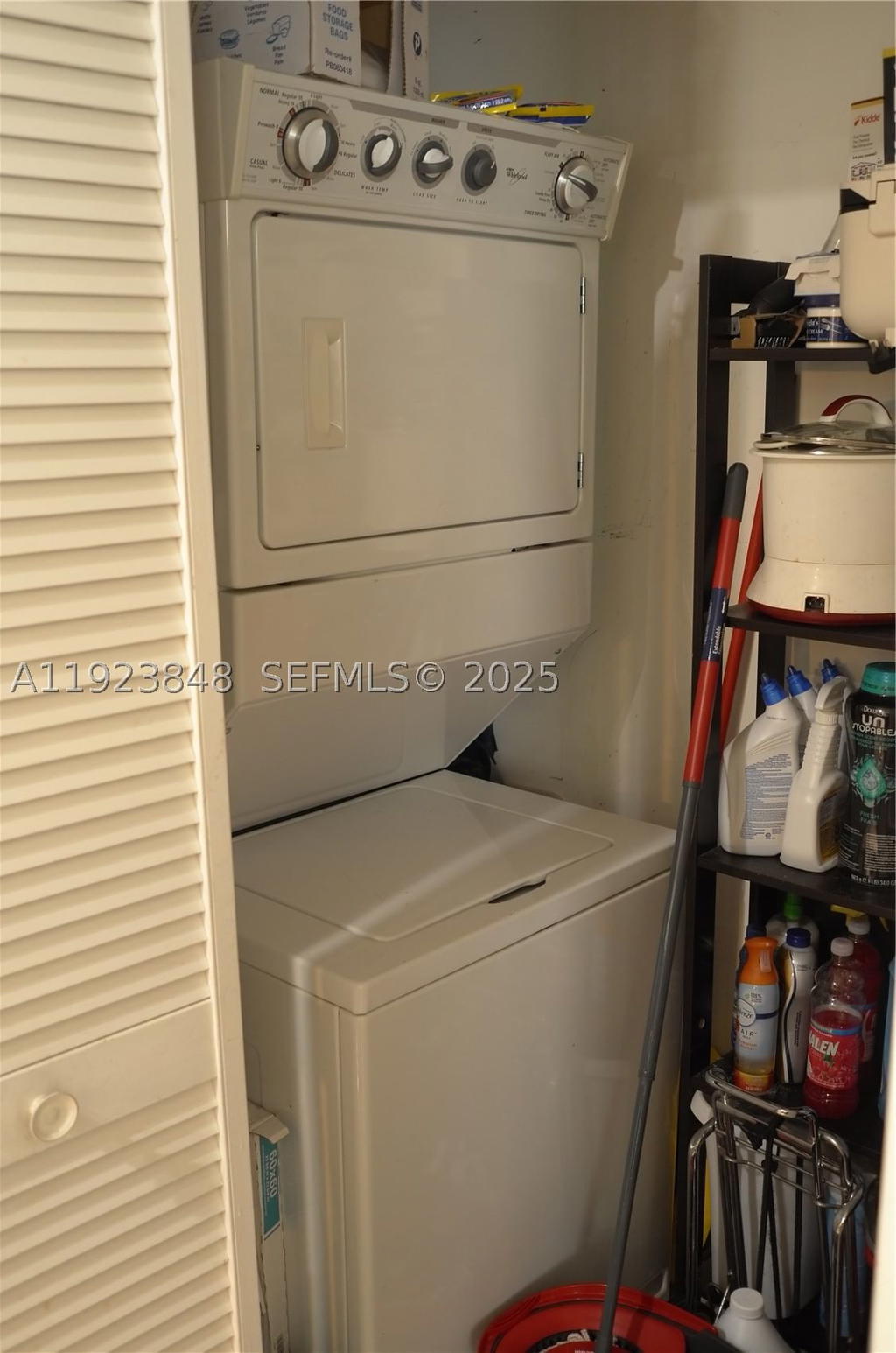 Real estate property located at 253 2nd St #908, Miami-dade, Vizcayne South Condo, Miami, FL