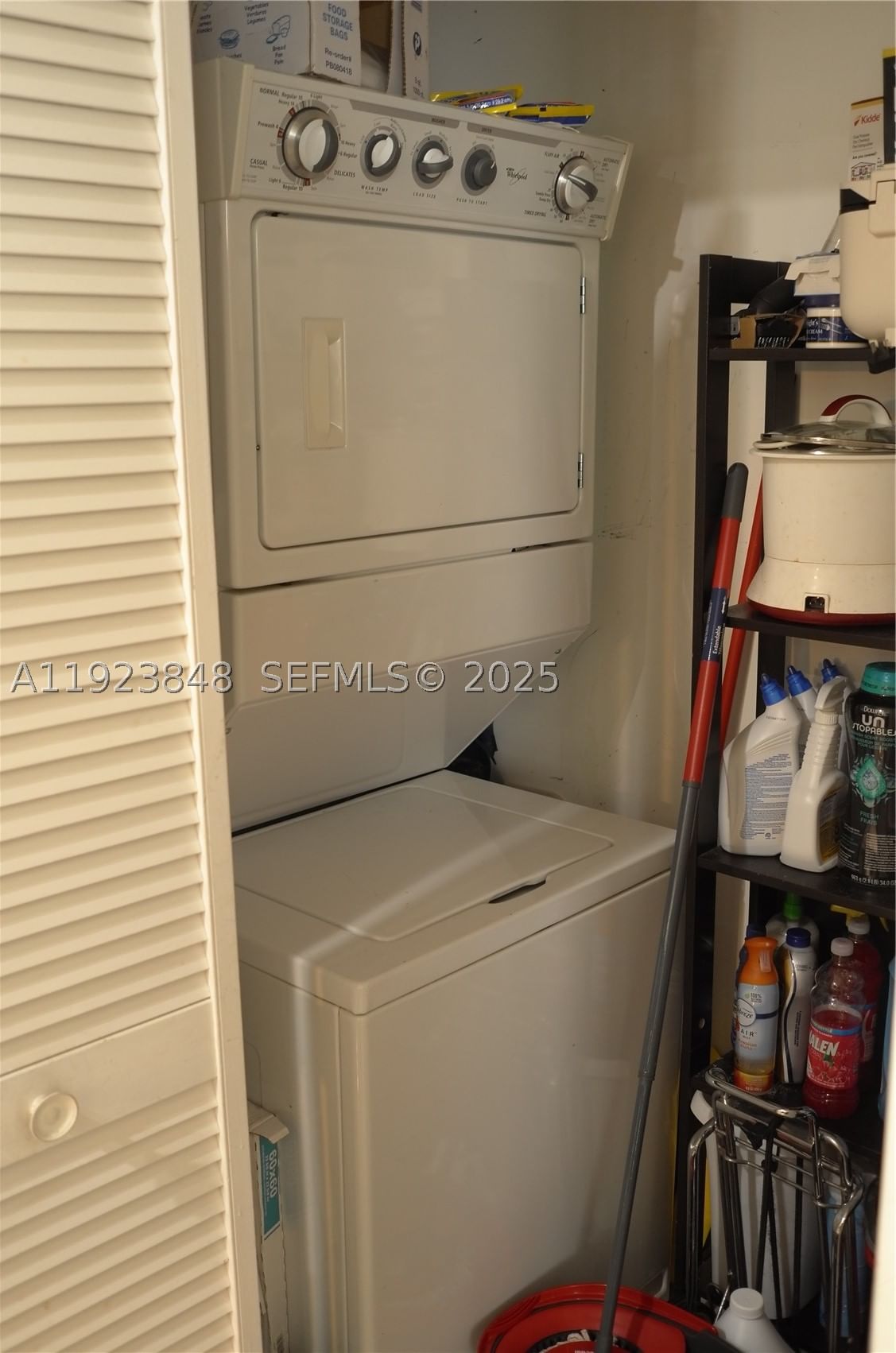 Real estate property located at 253 2nd St #908, Miami-dade, Vizcayne South Condo, Miami, FL