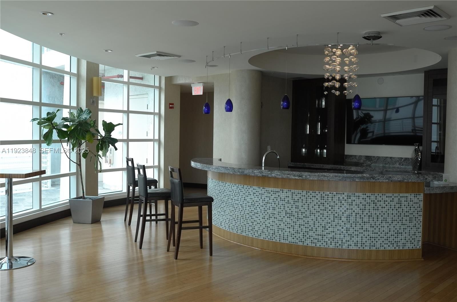 Real estate property located at 253 2nd St #908, Miami-dade, Vizcayne South Condo, Miami, FL