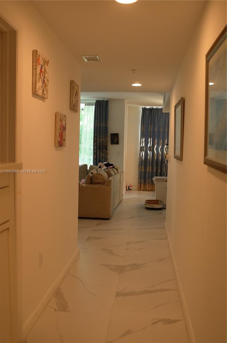 Real estate property located at 253 2nd St #908, Miami-dade, Vizcayne South Condo, Miami, FL