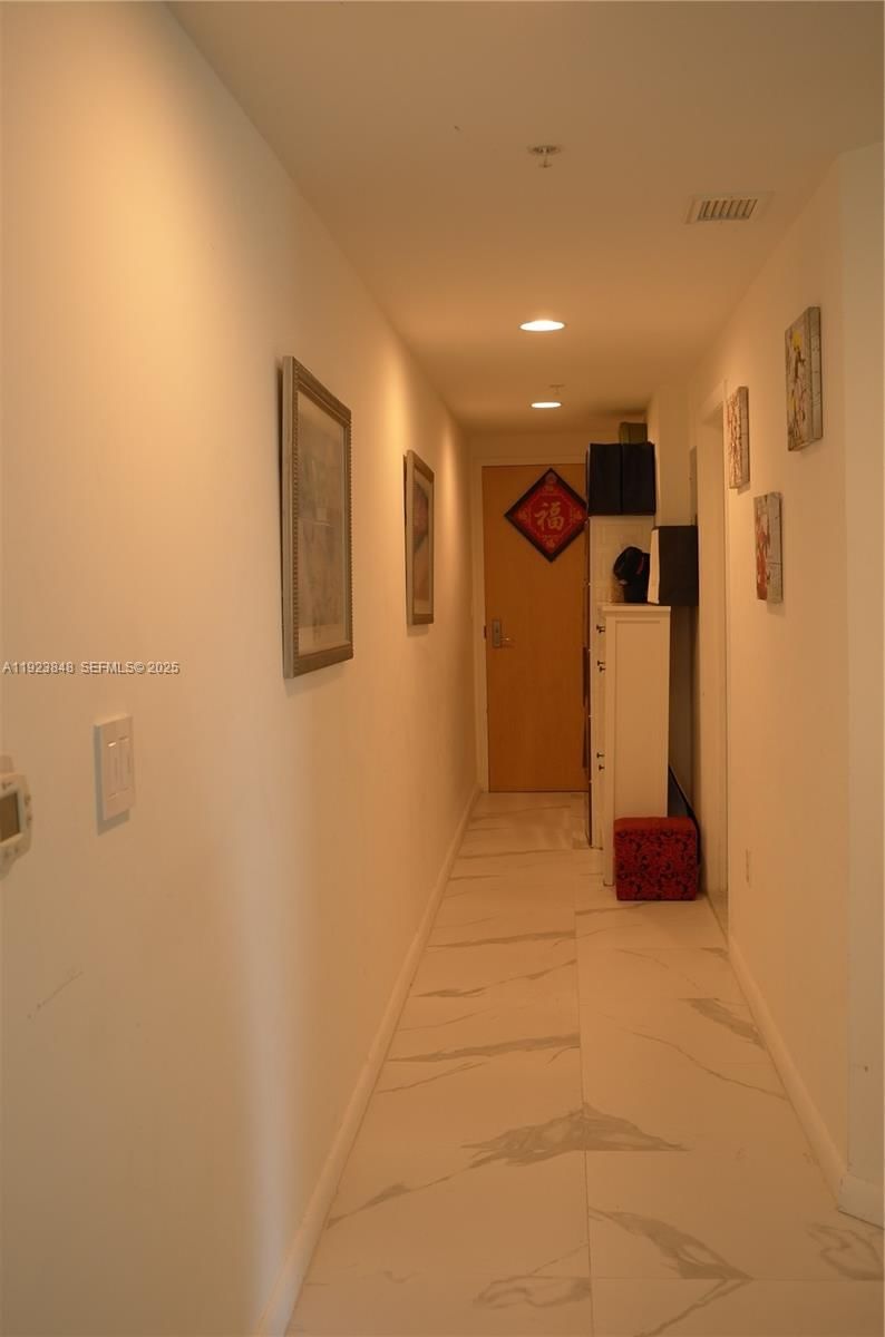 Real estate property located at 253 2nd St #908, Miami-dade, Vizcayne South Condo, Miami, FL