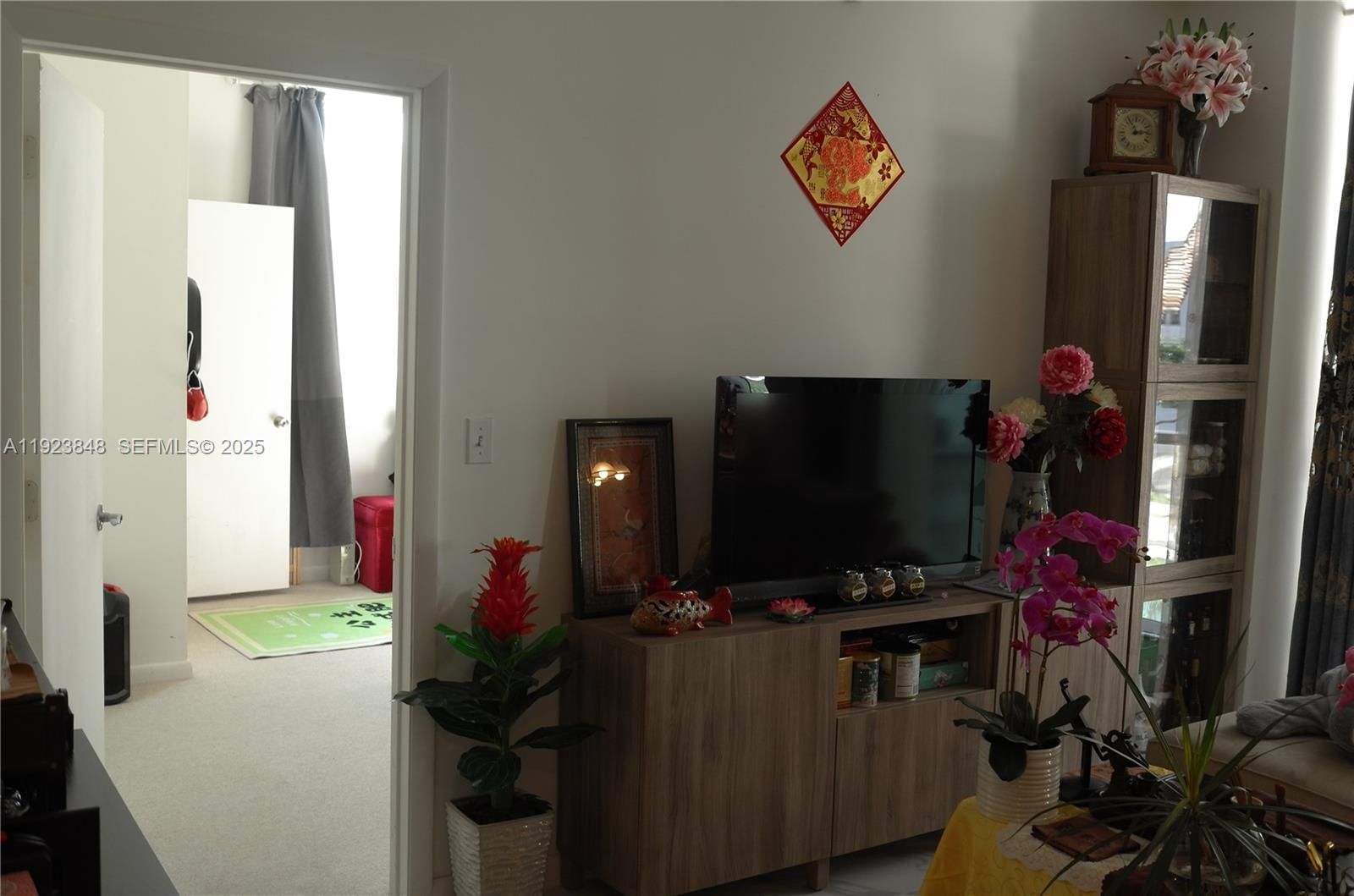 Real estate property located at 253 2nd St #908, Miami-dade, Vizcayne South Condo, Miami, FL