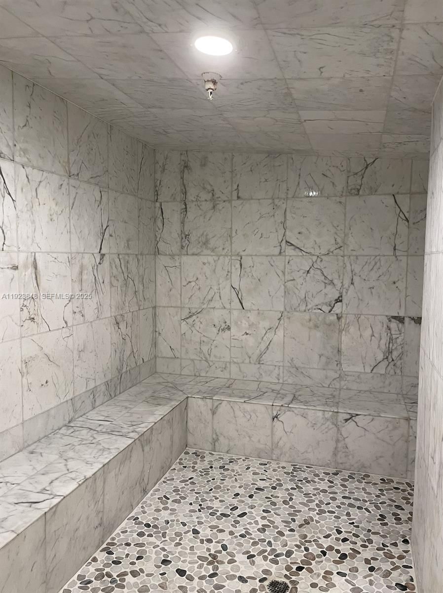 Real estate property located at 253 2nd St #908, Miami-dade, Vizcayne South Condo, Miami, FL