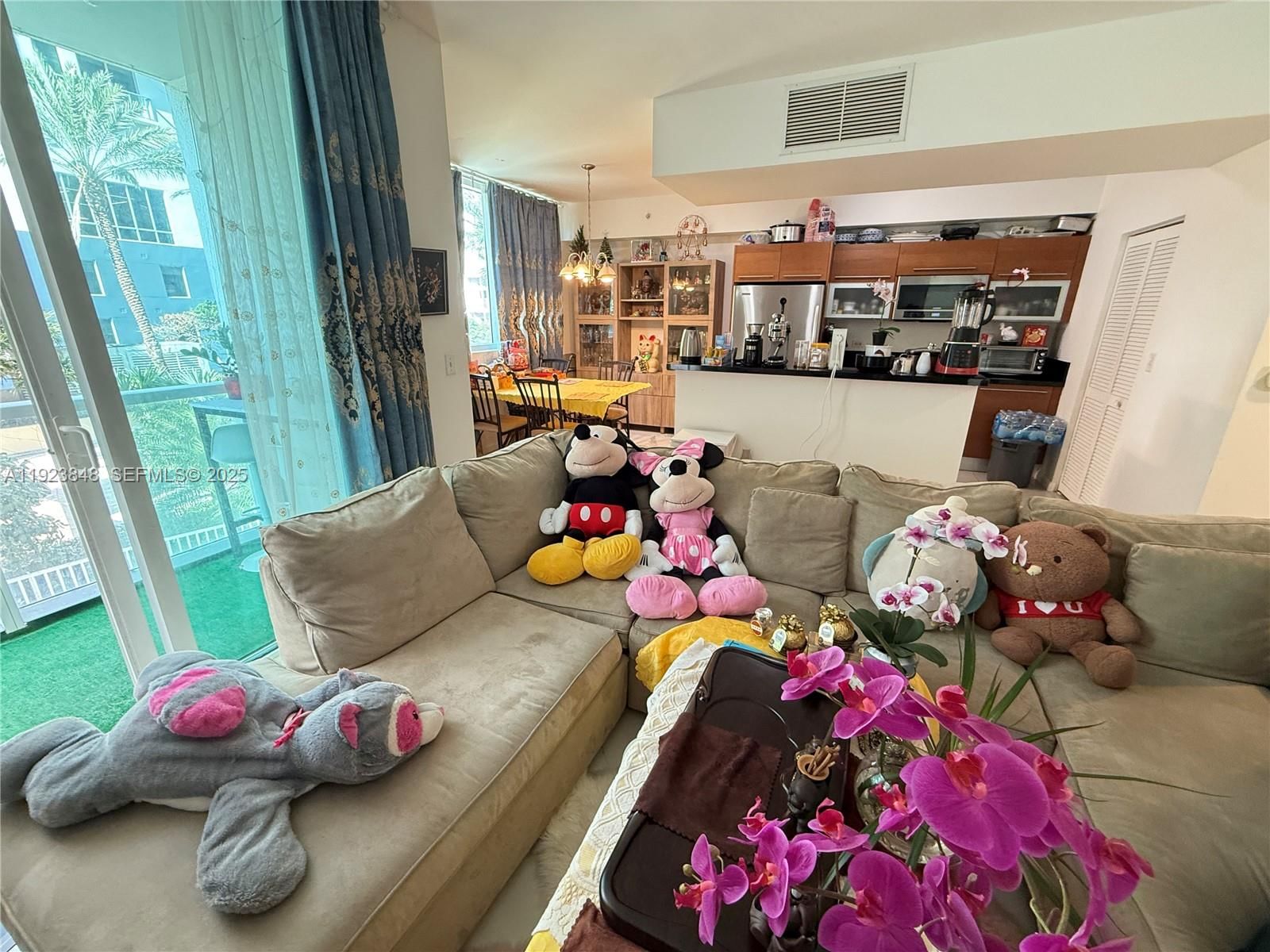 Real estate property located at 253 2nd St #908, Miami-dade, Vizcayne South Condo, Miami, FL