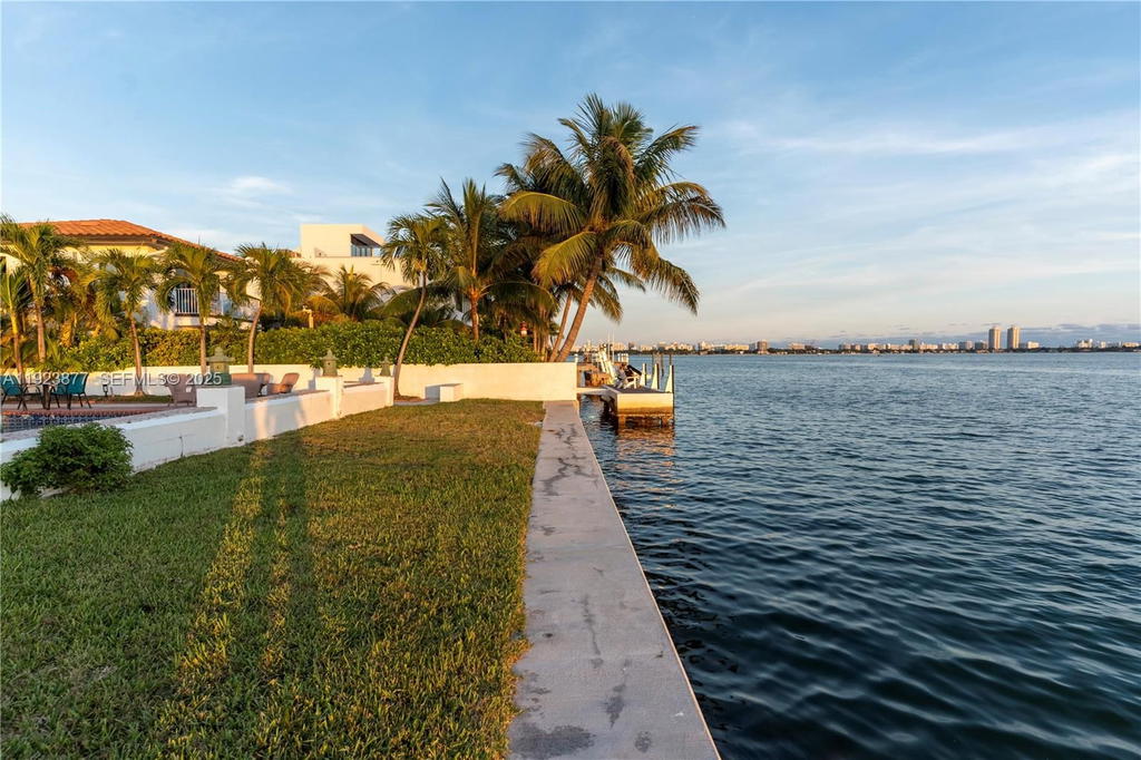 Real estate property located at 1680 Treasure Dr, Miami-dade, Treasure Island, North Bay Village, FL