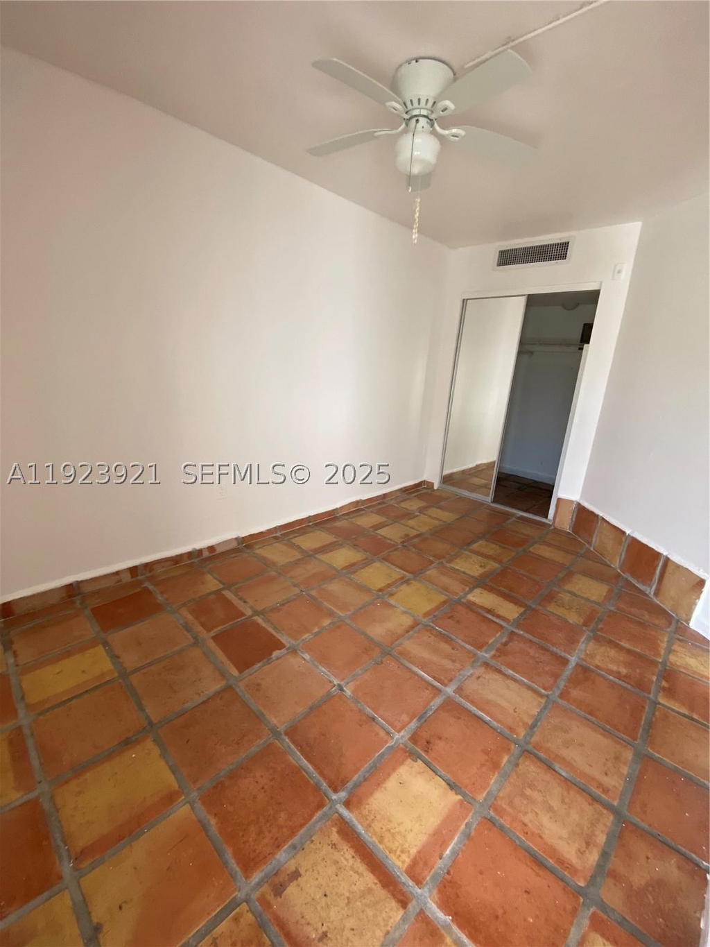 Real estate property located at 1650 115th St #405, Miami-dade, Cricket Clubhouse Condo, Miami, FL