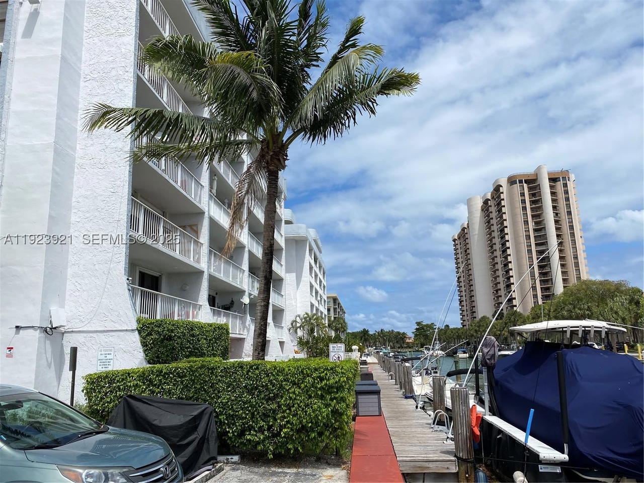Real estate property located at 1650 115th St #405, Miami-dade, Cricket Clubhouse Condo, Miami, FL