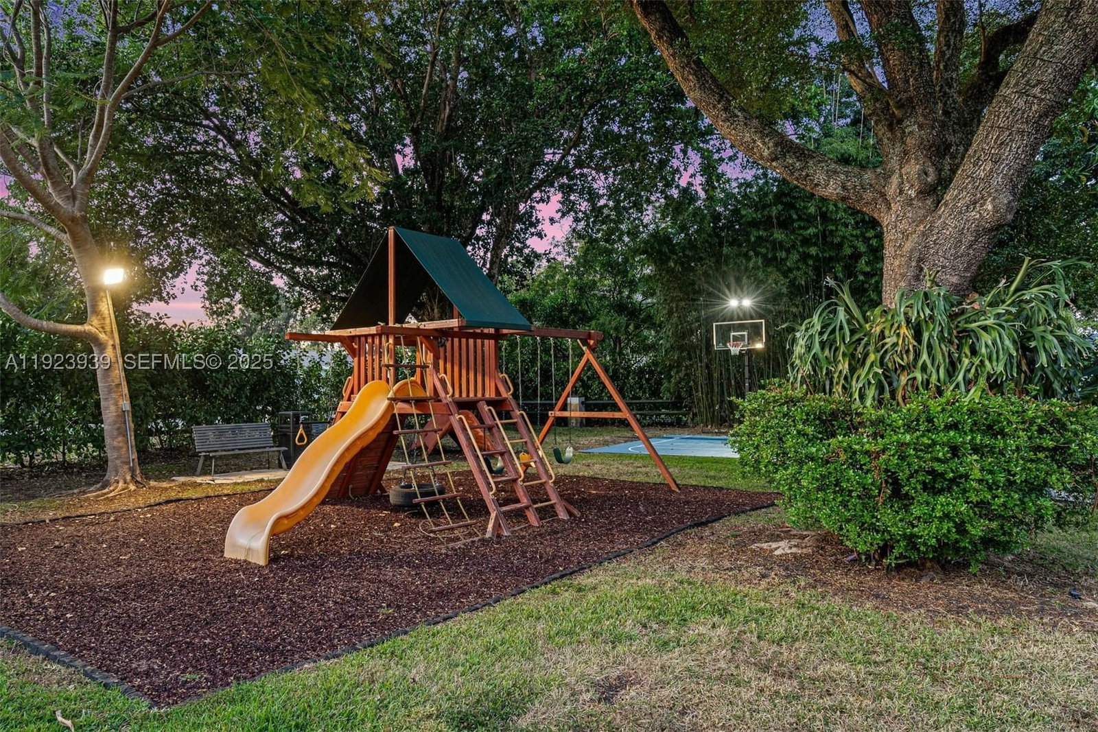 Real estate property located at 11155 40th St, Broward, Martha Bright Farms, Davie, FL