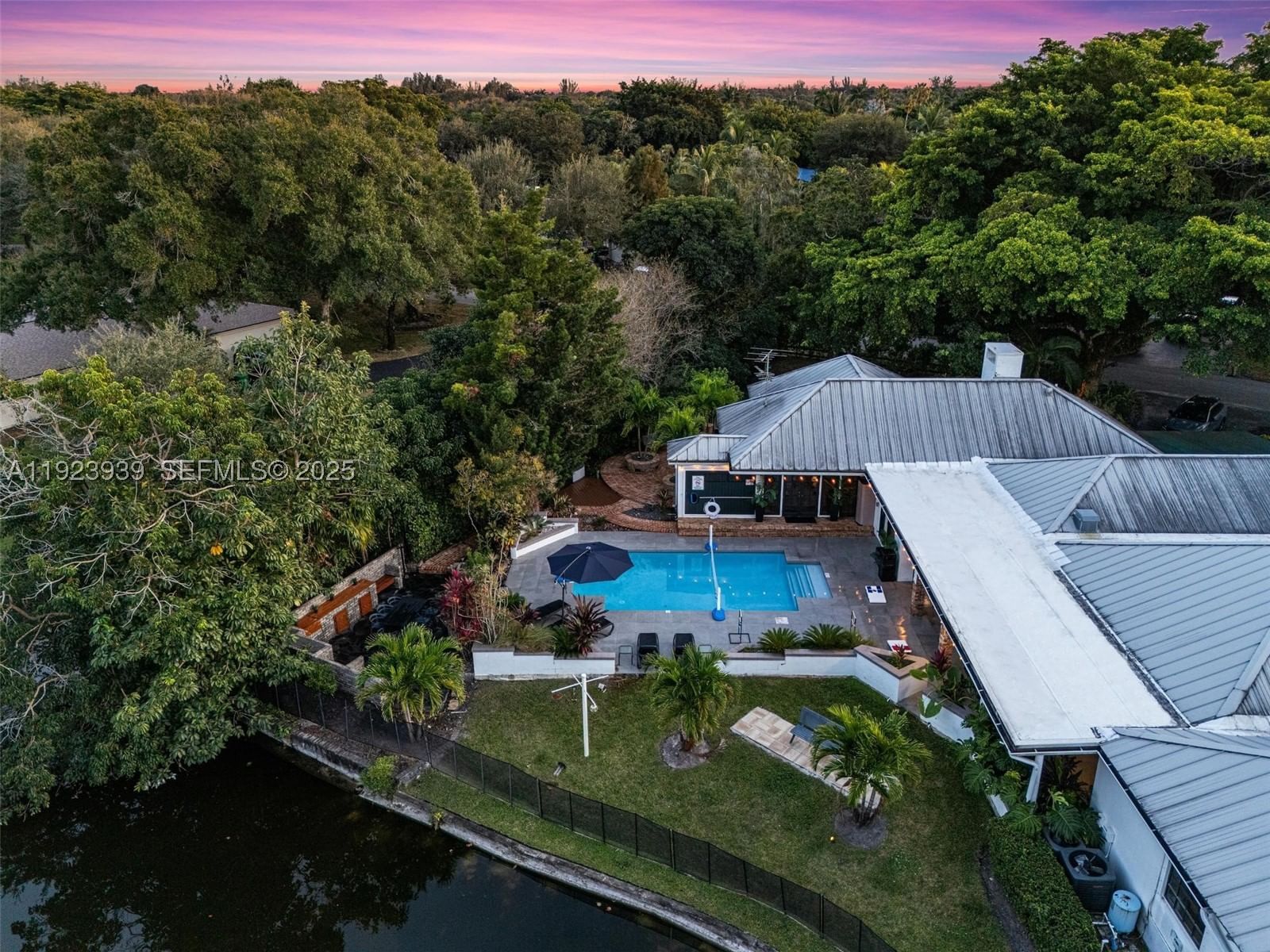 Real estate property located at 11155 40th St, Broward, Martha Bright Farms, Davie, FL