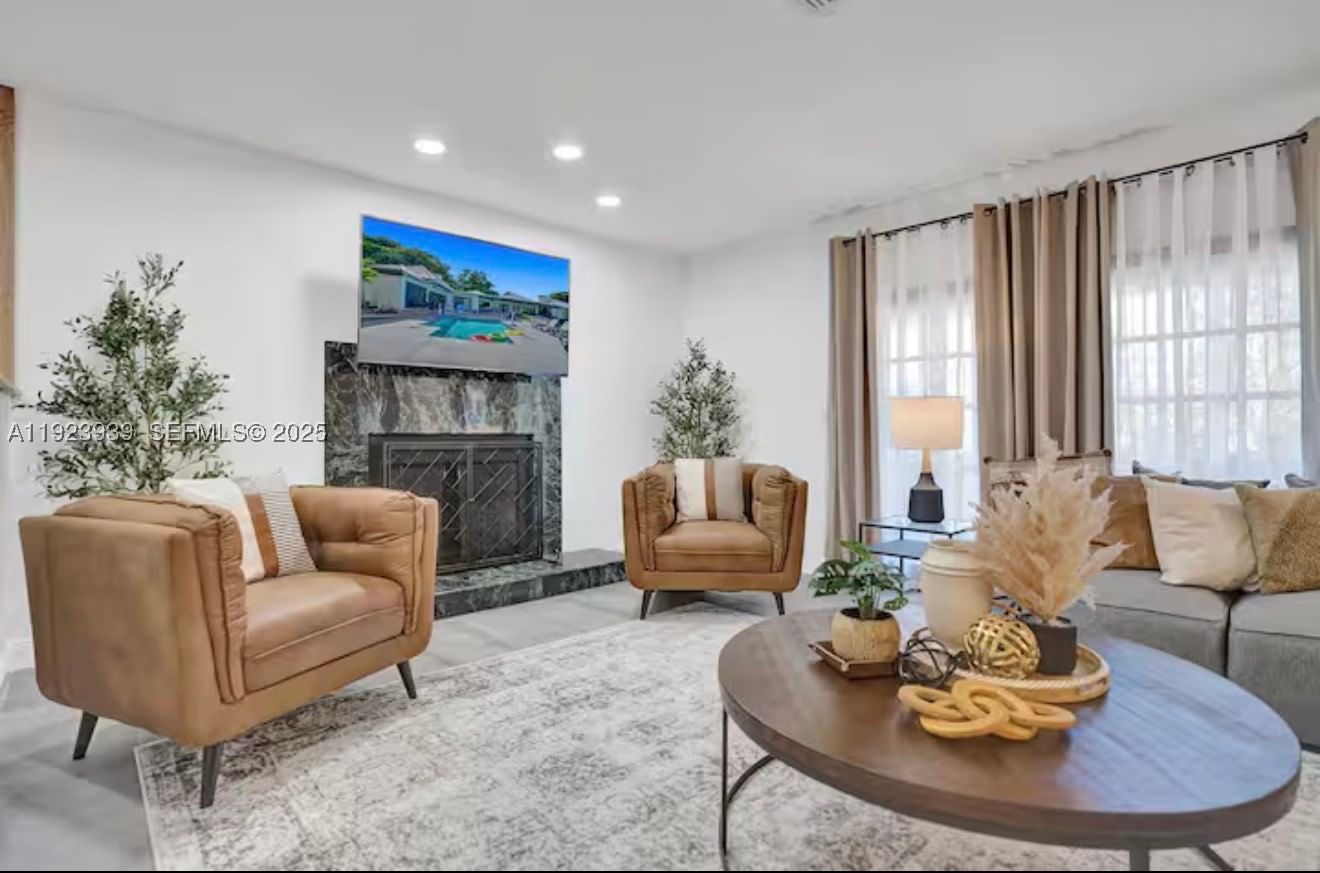 Real estate property located at 11155 40th St, Broward, Martha Bright Farms, Davie, FL