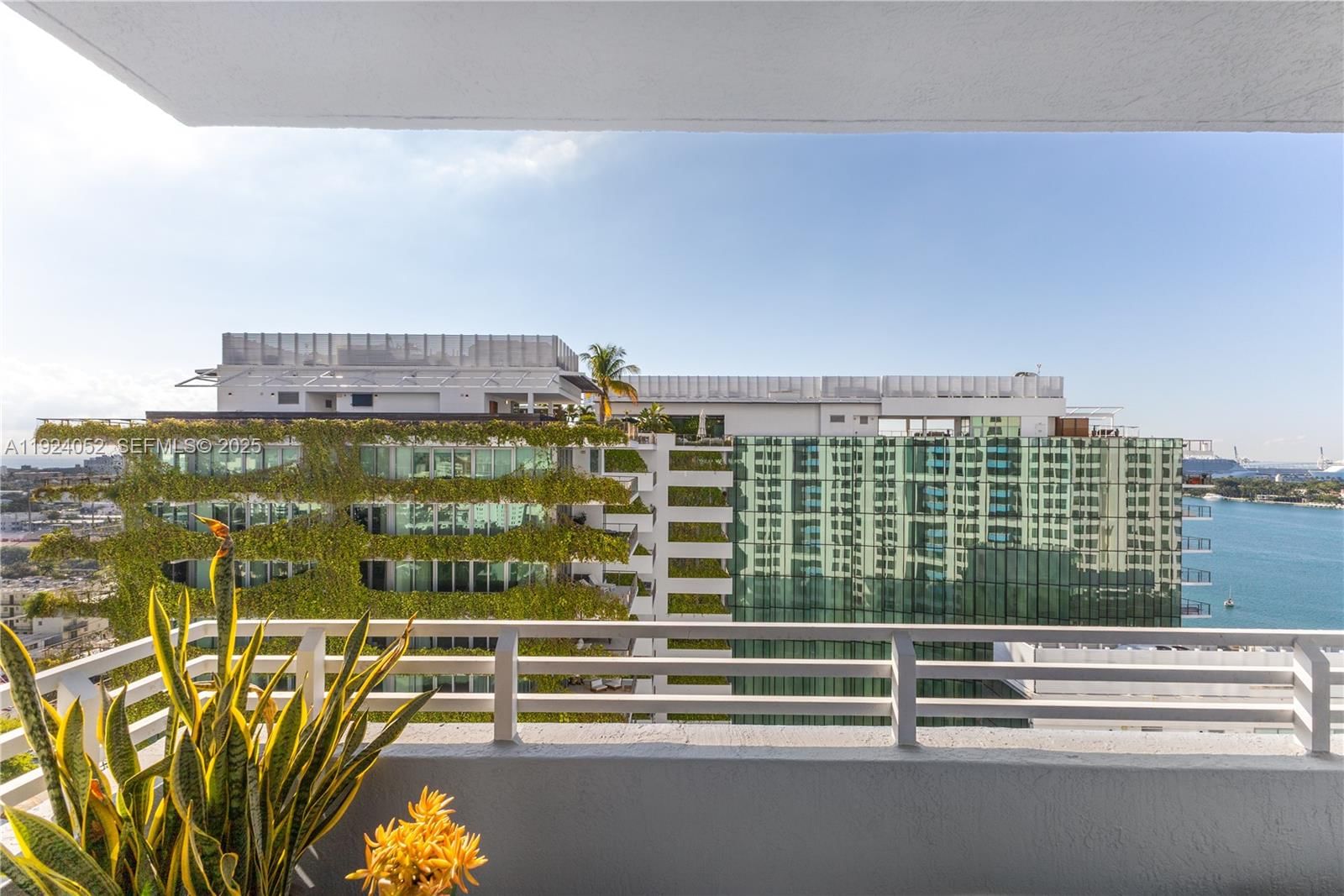 Real estate property located at 1330 West Ave #1712, Miami-dade, The Waverly At South Beac, Miami Beach, FL