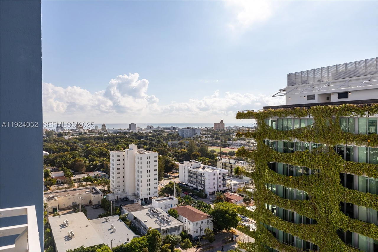 Real estate property located at 1330 West Ave #1712, Miami-dade, The Waverly At South Beac, Miami Beach, FL