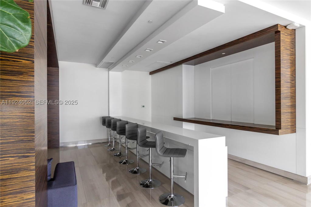 Real estate property located at 1330 West Ave #1712, Miami-dade, The Waverly At South Beac, Miami Beach, FL