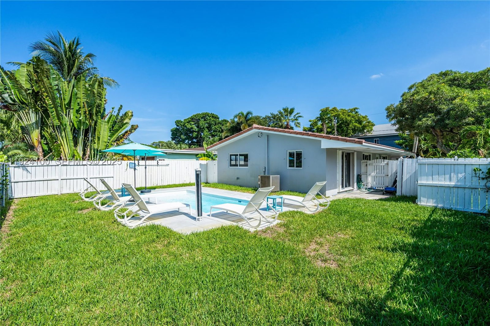 Real estate property located at 1730 9th Ave, Broward, Lauderdale Park 6-33 1/2, Fort Lauderdale, FL
