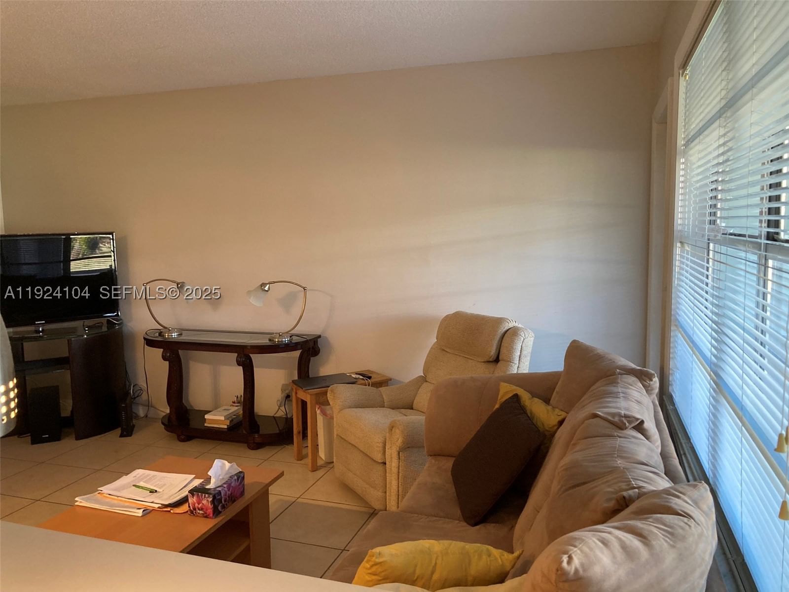 Real estate property located at 5300 Washington St N117, Broward, Beverly Hills Condo Numbe, Hollywood, FL
