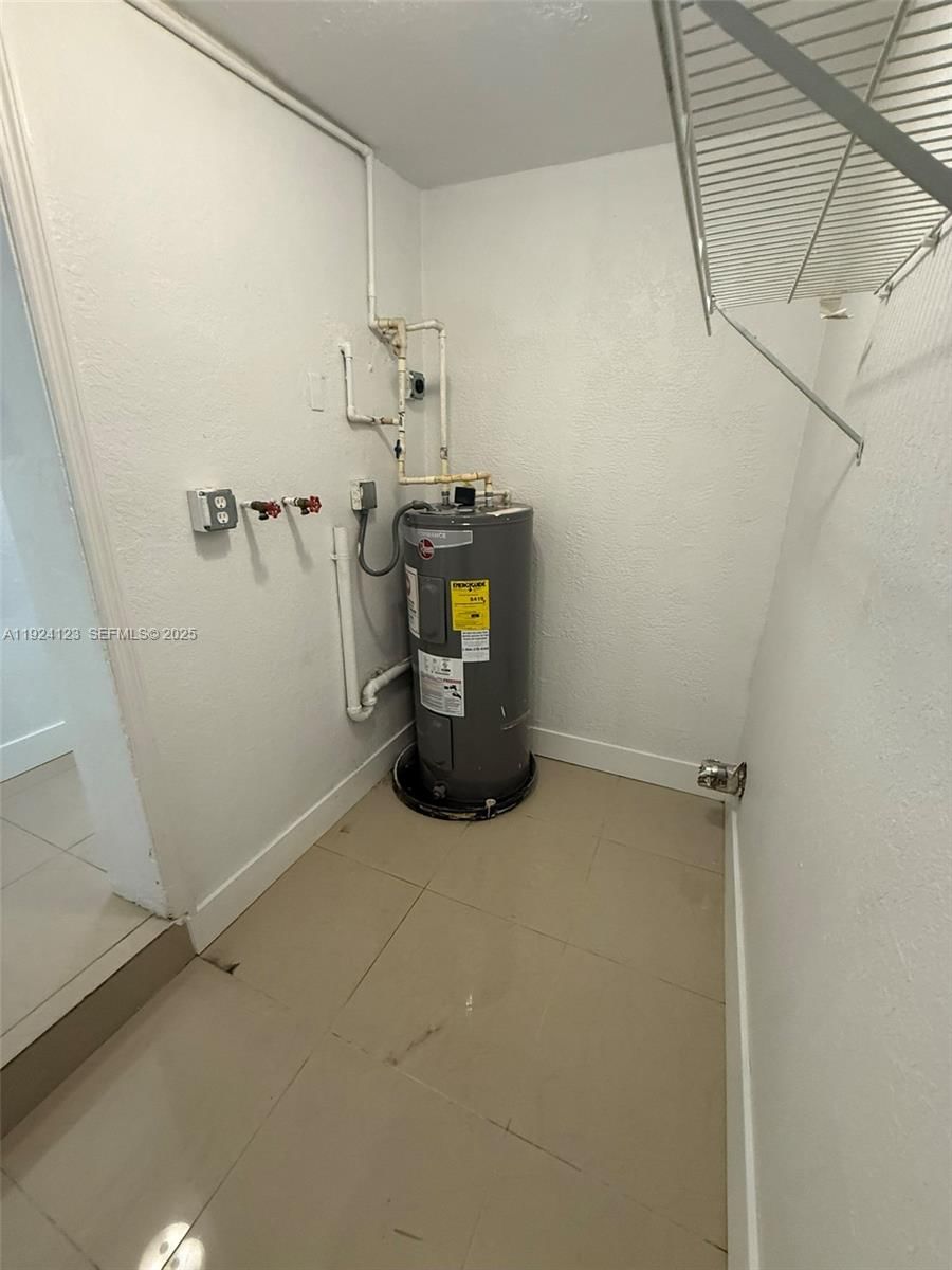 Real estate property located at 4411 34th St, Broward, Lauderdale Lakes West Gat, Lauderdale Lakes, FL