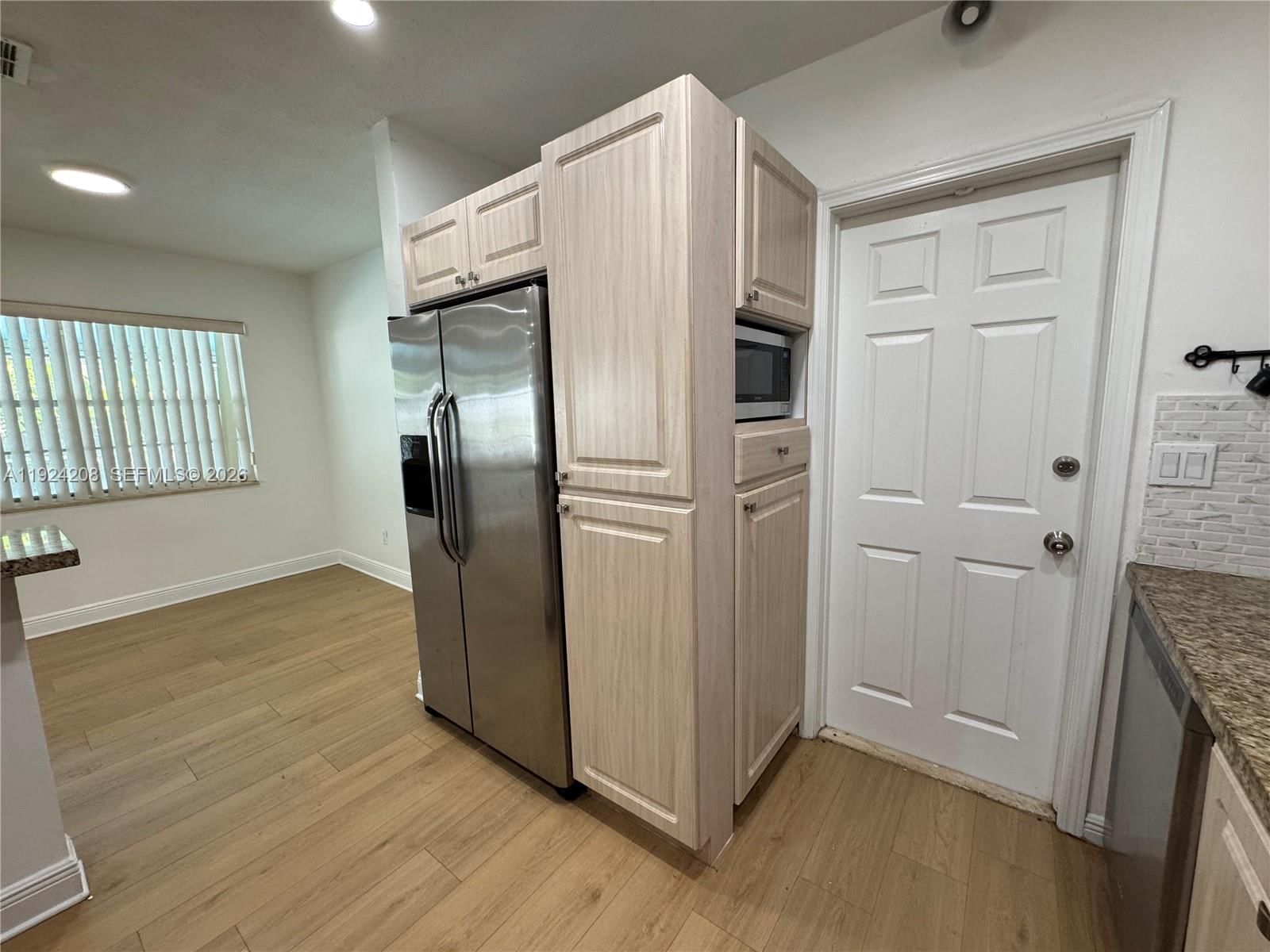 Real estate property located at 2731 72nd Way, Broward, Driftwood Estates No 8, Hollywood, FL