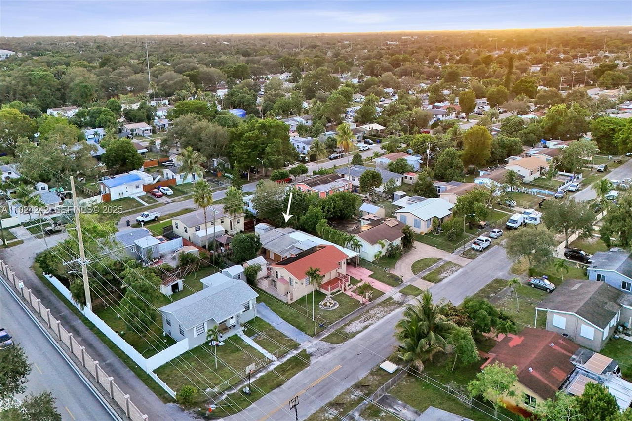 Real estate property located at 6404 Evans St, Broward, Linwood Gardens No 2, Hollywood, FL