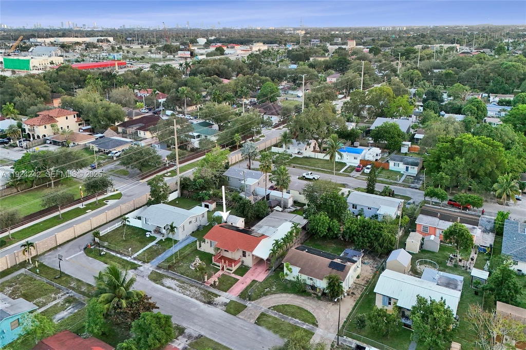 Real estate property located at 6404 Evans St, Broward, Linwood Gardens No 2, Hollywood, FL