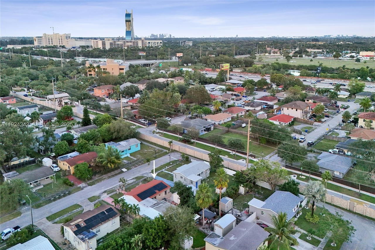Real estate property located at 6404 Evans St, Broward, Linwood Gardens No 2, Hollywood, FL