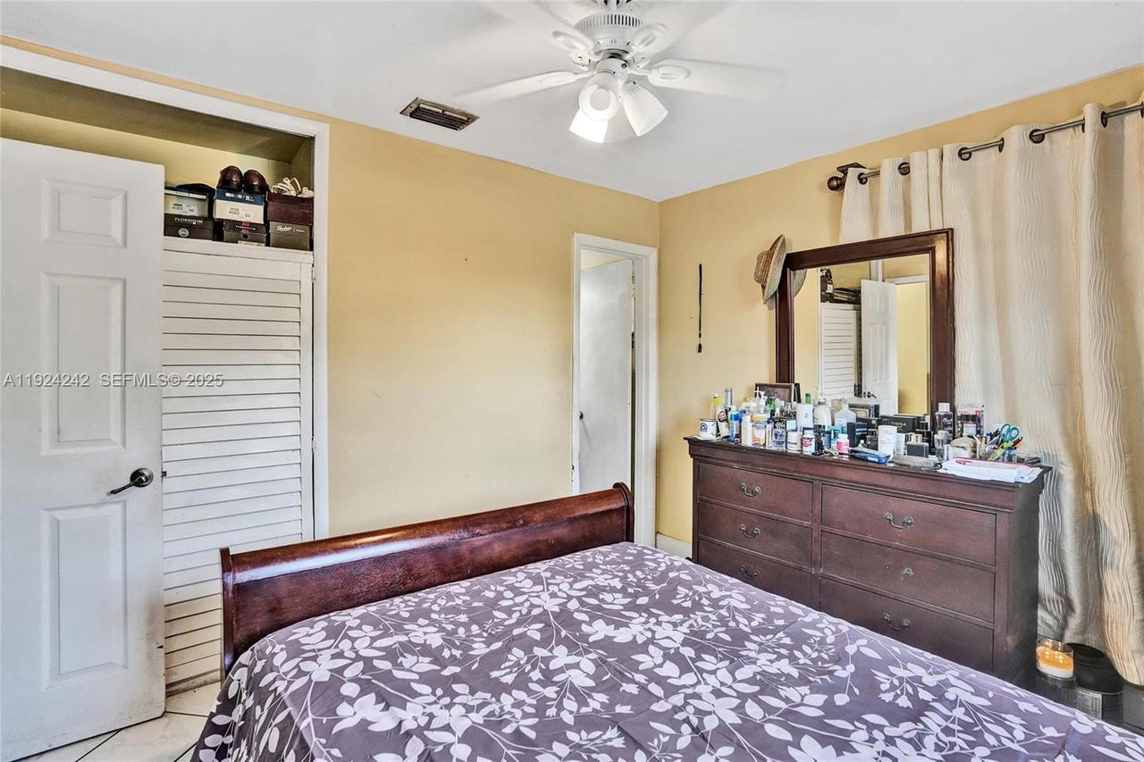 Real estate property located at 6404 Evans St, Broward, Linwood Gardens No 2, Hollywood, FL