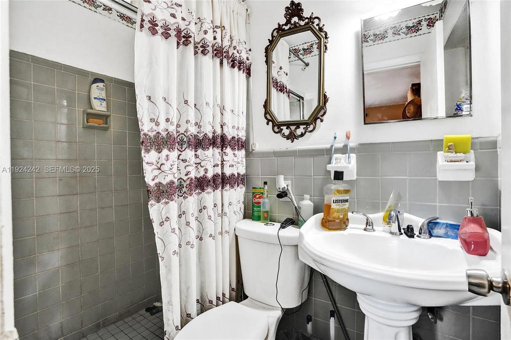 Real estate property located at 6404 Evans St, Broward, Linwood Gardens No 2, Hollywood, FL