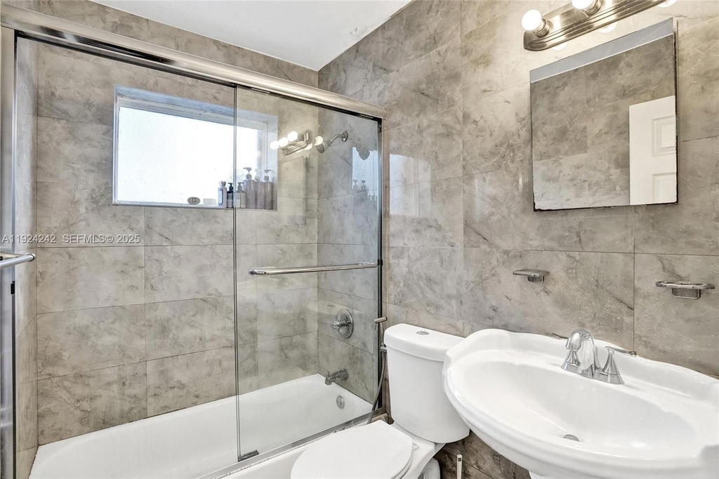 Real estate property located at 6404 Evans St, Broward, Linwood Gardens No 2, Hollywood, FL