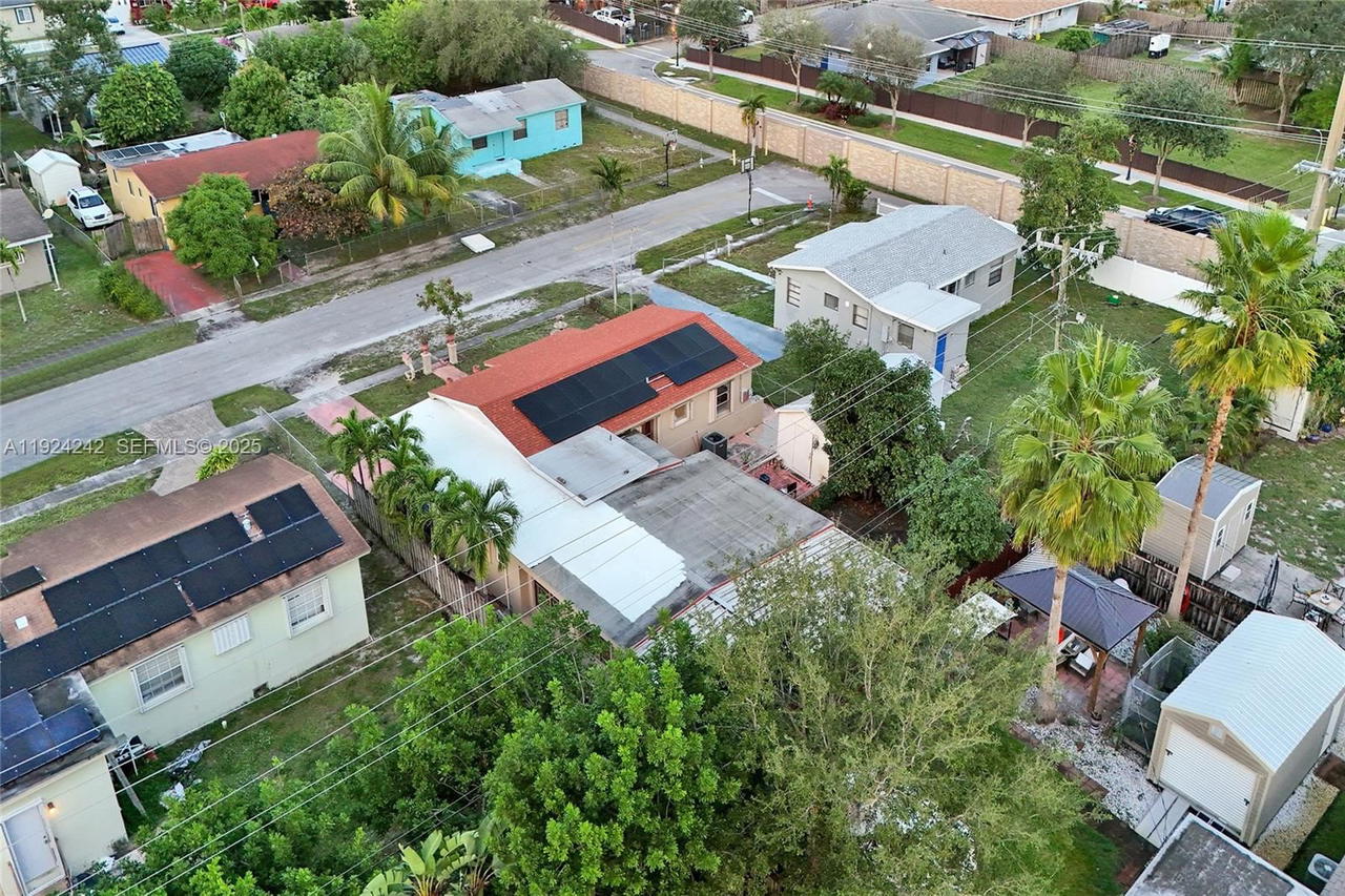 Real estate property located at 6404 Evans St, Broward, Linwood Gardens No 2, Hollywood, FL