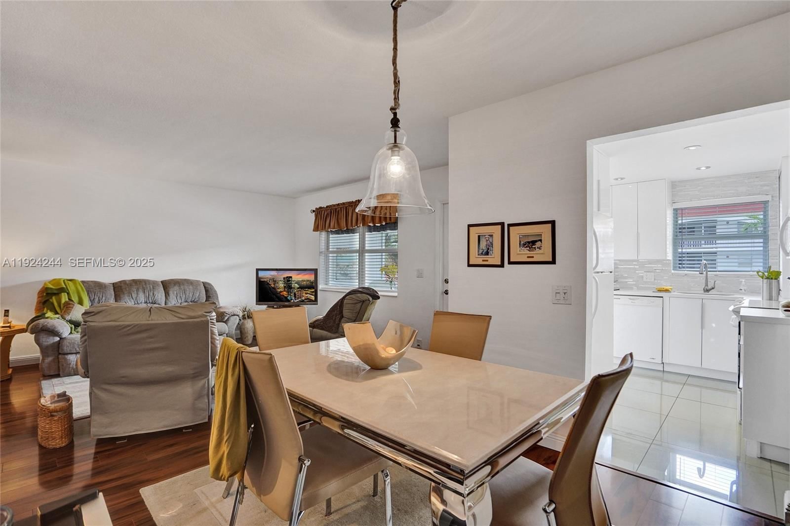 Real estate property located at 580 Egret Dr #220, Broward, Casa Paradiso Co-op, Hallandale Beach, FL