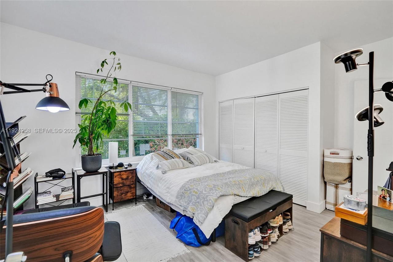 Real estate property located at 1200 Euclid Ave #108, Miami-dade, The Fenimore Condo, Miami Beach, FL
