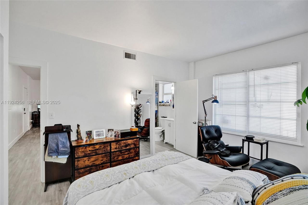Real estate property located at 1200 Euclid Ave #108, Miami-dade, The Fenimore Condo, Miami Beach, FL