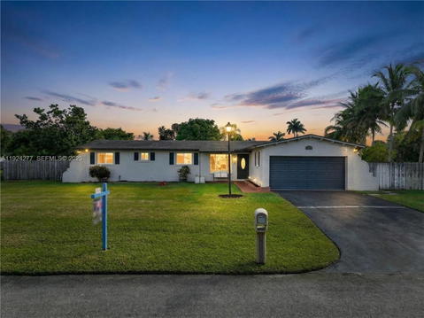 Real estate property located at 29725 168th Ct, Miami-dade, Busch Gardens South, Homestead, FL
