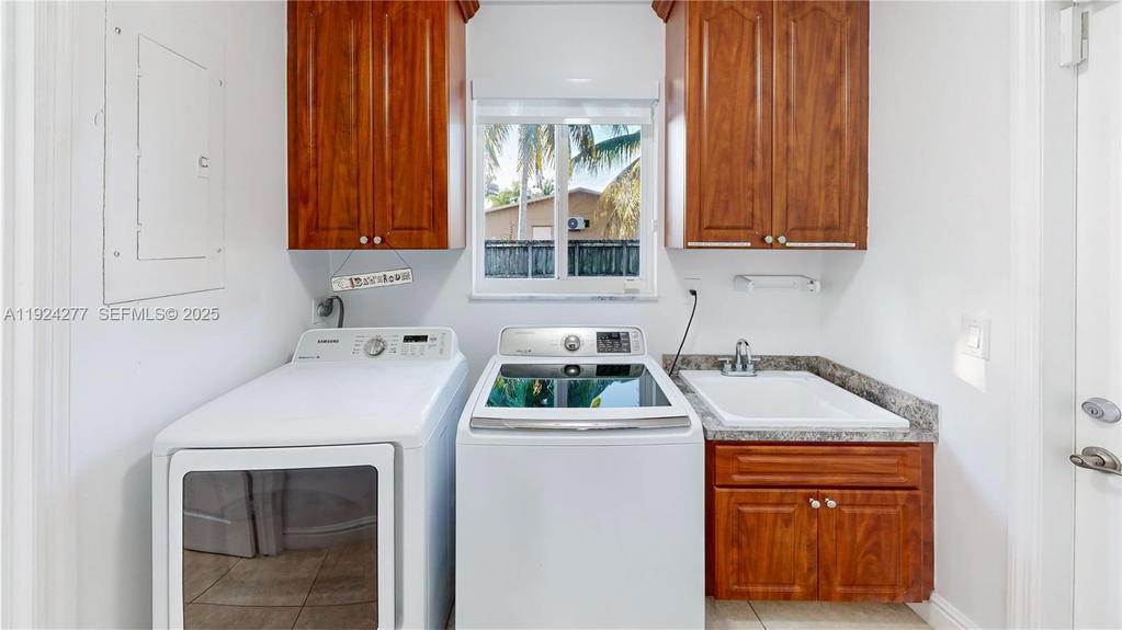 Real estate property located at 29725 168th Ct, Miami-dade, Busch Gardens South, Homestead, FL