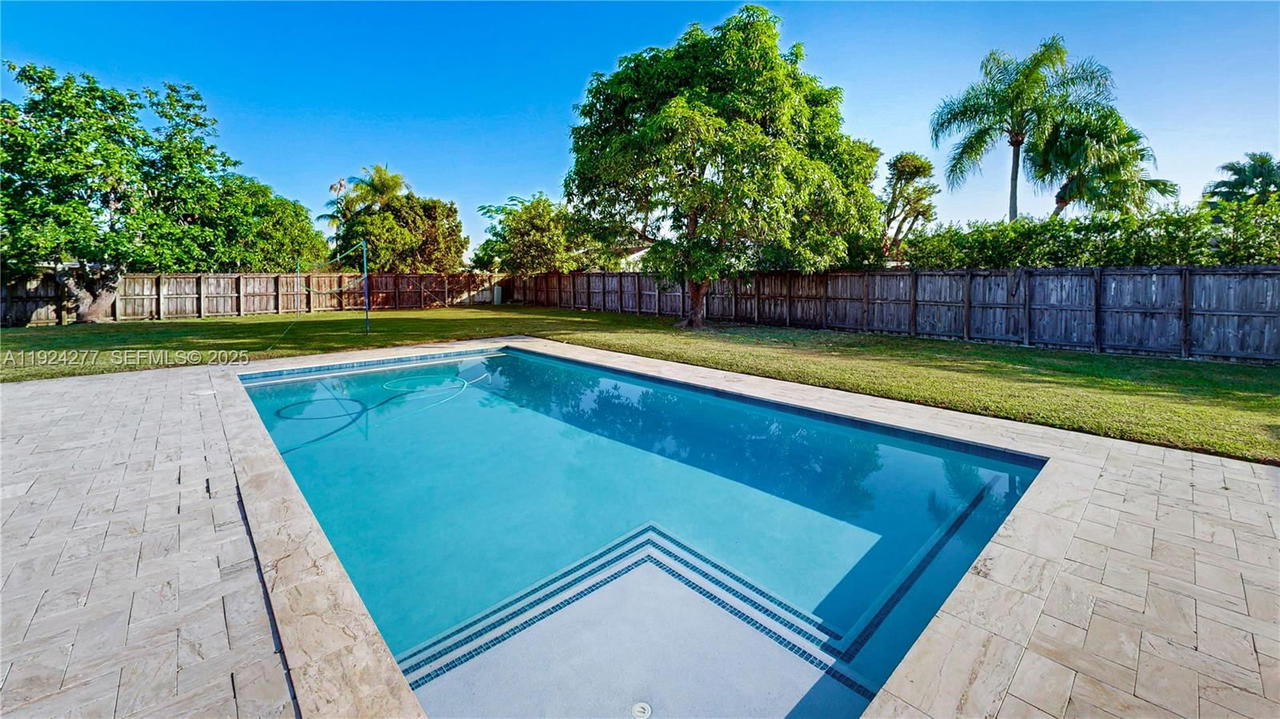 Real estate property located at 29725 168th Ct, Miami-dade, Busch Gardens South, Homestead, FL