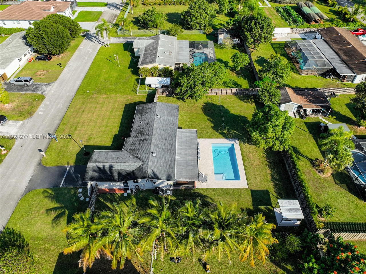 Real estate property located at 29725 168th Ct, Miami-dade, Busch Gardens South, Homestead, FL