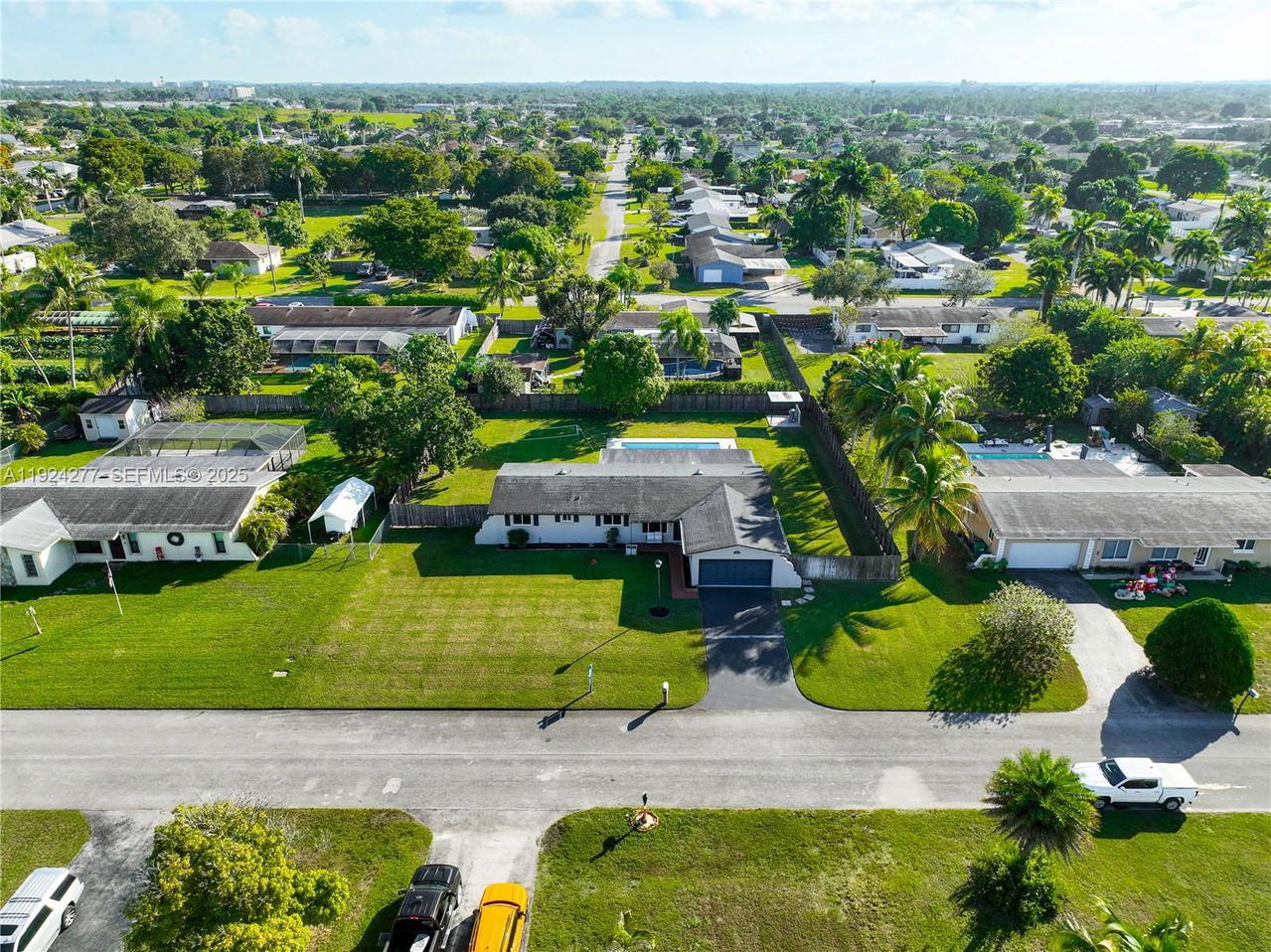 Real estate property located at 29725 168th Ct, Miami-dade, Busch Gardens South, Homestead, FL