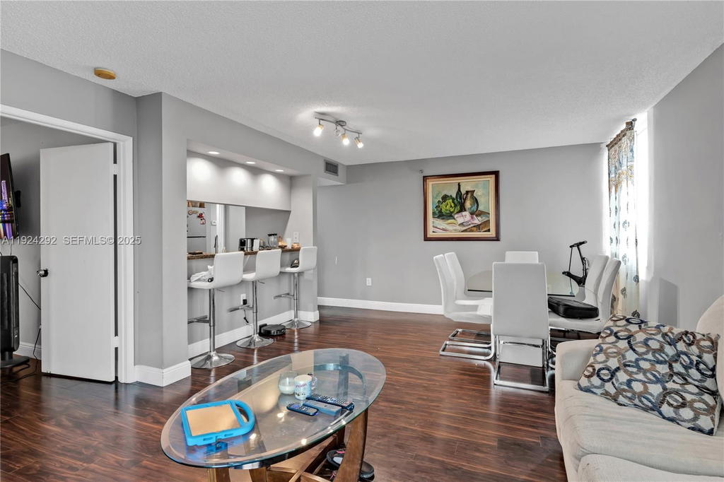 Real estate property located at 850 Miami Ave W-408, Miami-dade, Madison Downtown Condo, Miami, FL