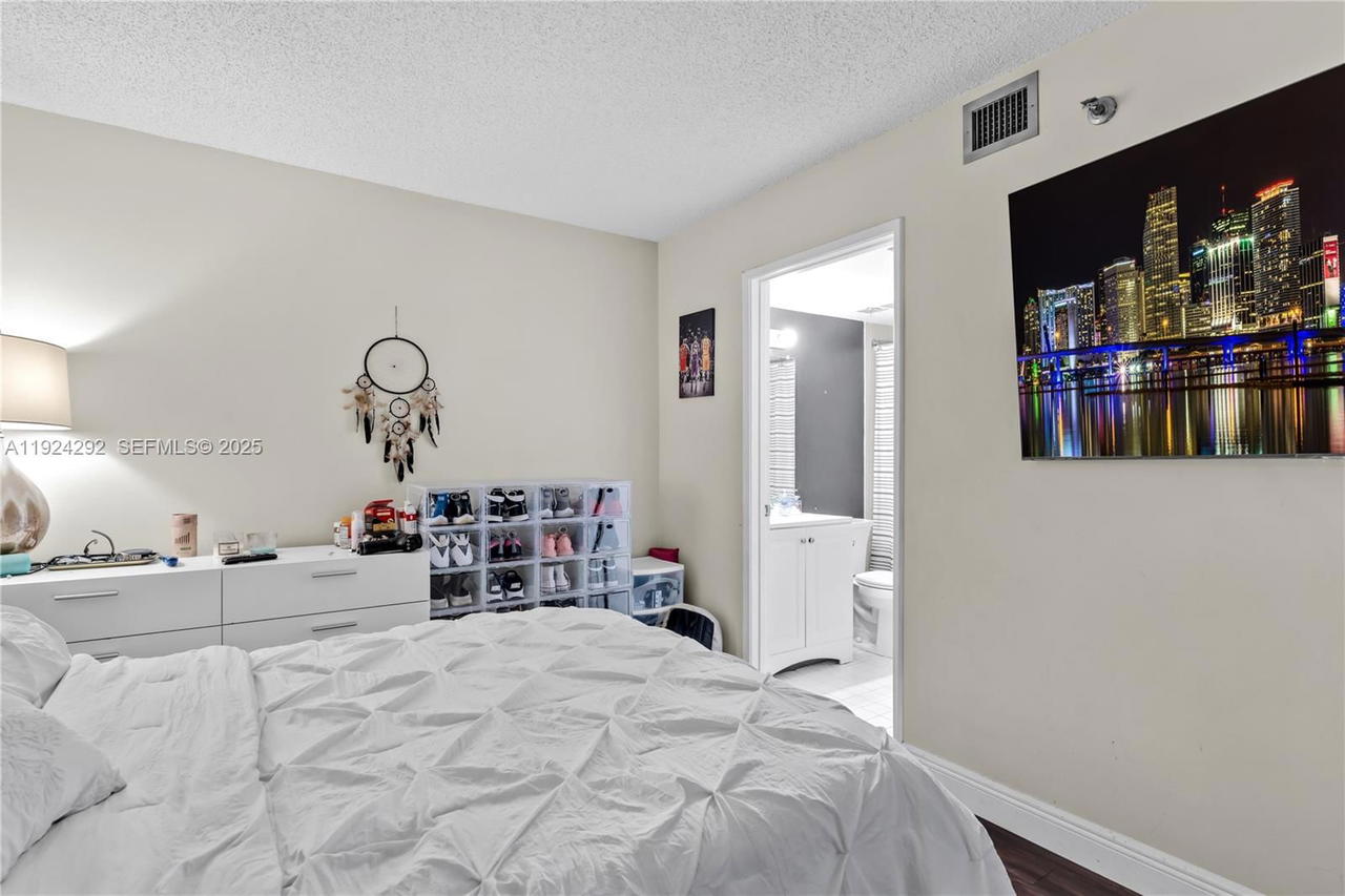 Real estate property located at 850 Miami Ave W-408, Miami-dade, Madison Downtown Condo, Miami, FL