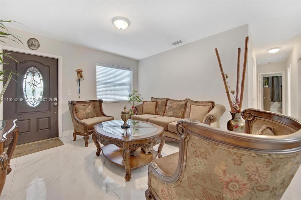 Real estate property located at 9980 37th Ter, Miami-dade, Rich Heights, Miami, FL