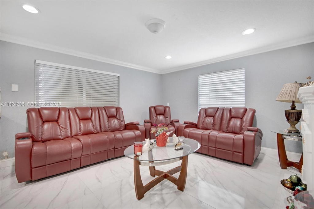 Real estate property located at 9980 37th Ter, Miami-dade, Rich Heights, Miami, FL