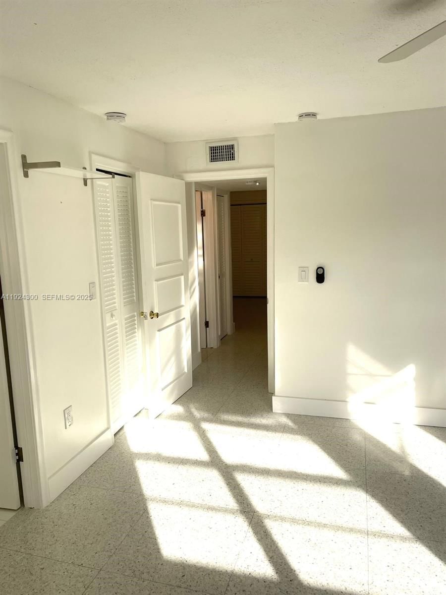 Real estate property located at 6424 Collins Ave #204, Miami-dade, 6424 Collins Bldg Condo, Miami Beach, FL