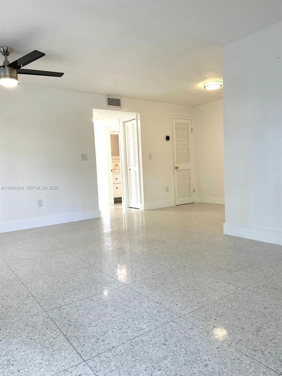 Real estate property located at 6424 Collins Ave #204, Miami-dade, 6424 Collins Bldg Condo, Miami Beach, FL